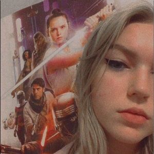 Meet your Posher, Kelly